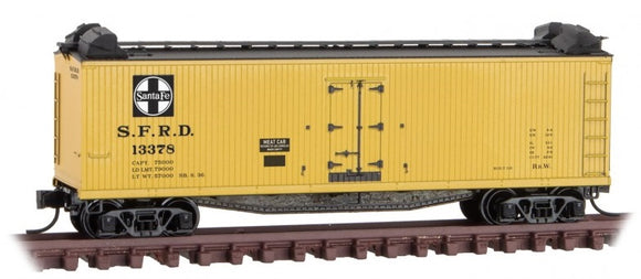 Micro-Trains 049 00 910 - 40' Double Sheathed Wood Reefer - Sante Fe #13378